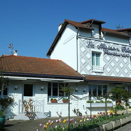 Hotel Restaurant Maison Blanche Rungis Exterior photo